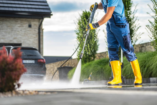 Best Garage Pressure Washing  in Mont Belvieu, TX