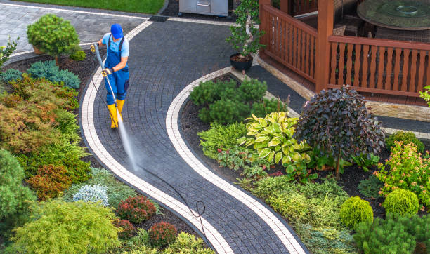 Best Concrete Pressure Washing  in Mont Belvieu, TX